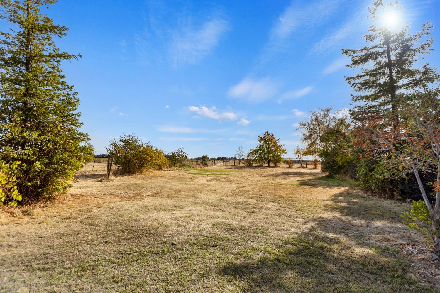 Detail Gallery Image 56 of 98 For 17650 E Collier Rd, Acampo,  CA 95220 - 4 Beds | 3/1 Baths