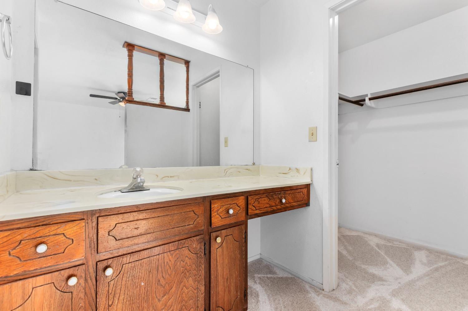 Detail Gallery Image 24 of 38 For 3505 Bixby Way, Stockton,  CA 95209 - 4 Beds | 2/1 Baths