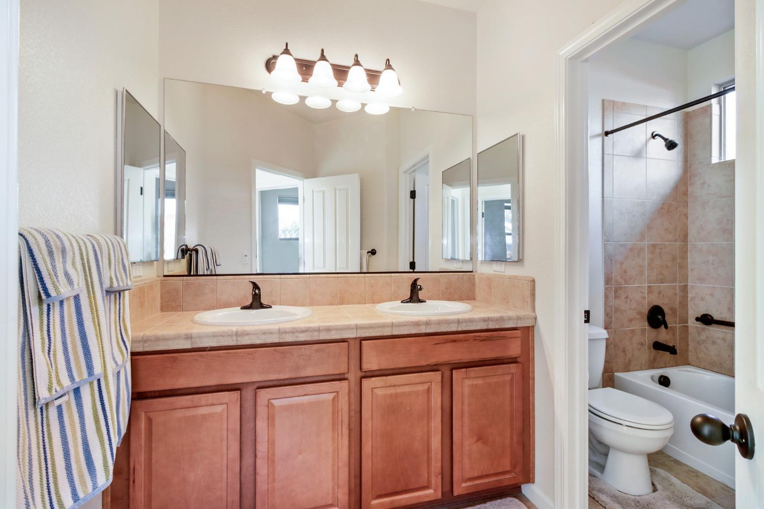 Detail Gallery Image 24 of 33 For 433 Castle Oaks Dr, Ione,  CA 95640 - 4 Beds | 2/1 Baths