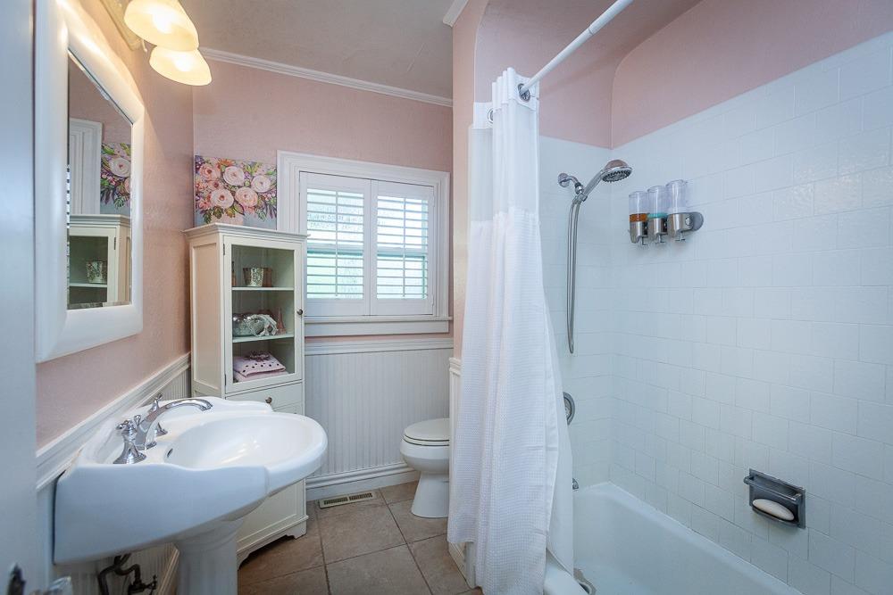 Detail Gallery Image 30 of 52 For 675 S Central Ave, Stockton,  CA 95204 - 3 Beds | 1/1 Baths