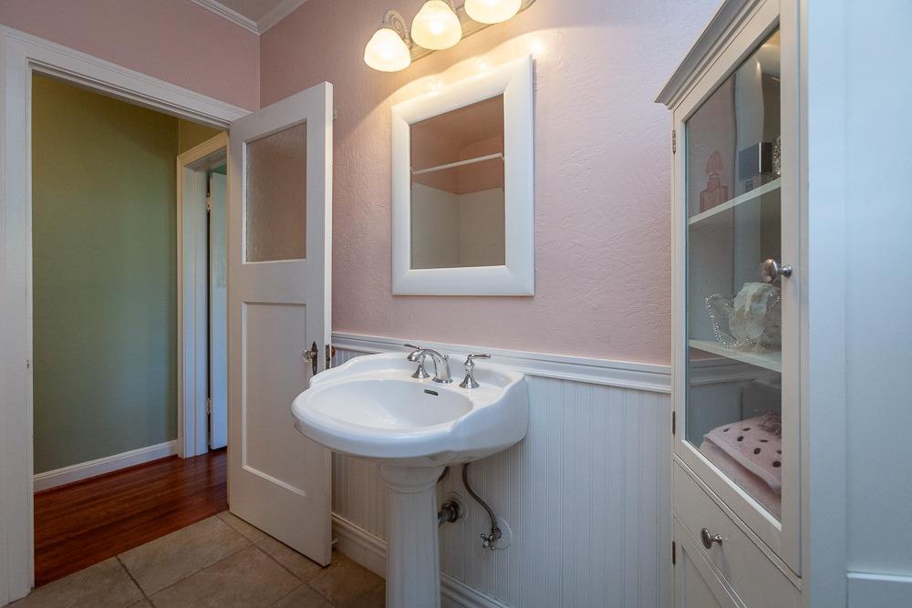 Detail Gallery Image 34 of 52 For 675 S Central Ave, Stockton,  CA 95204 - 3 Beds | 1/1 Baths