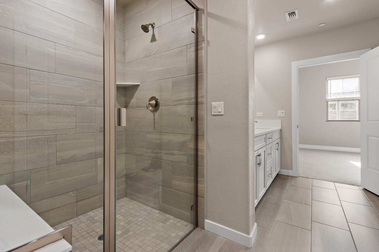 Detail Gallery Image 30 of 58 For 1661 Sring #444,  Davis,  CA 95616 - 3 Beds | 2/1 Baths