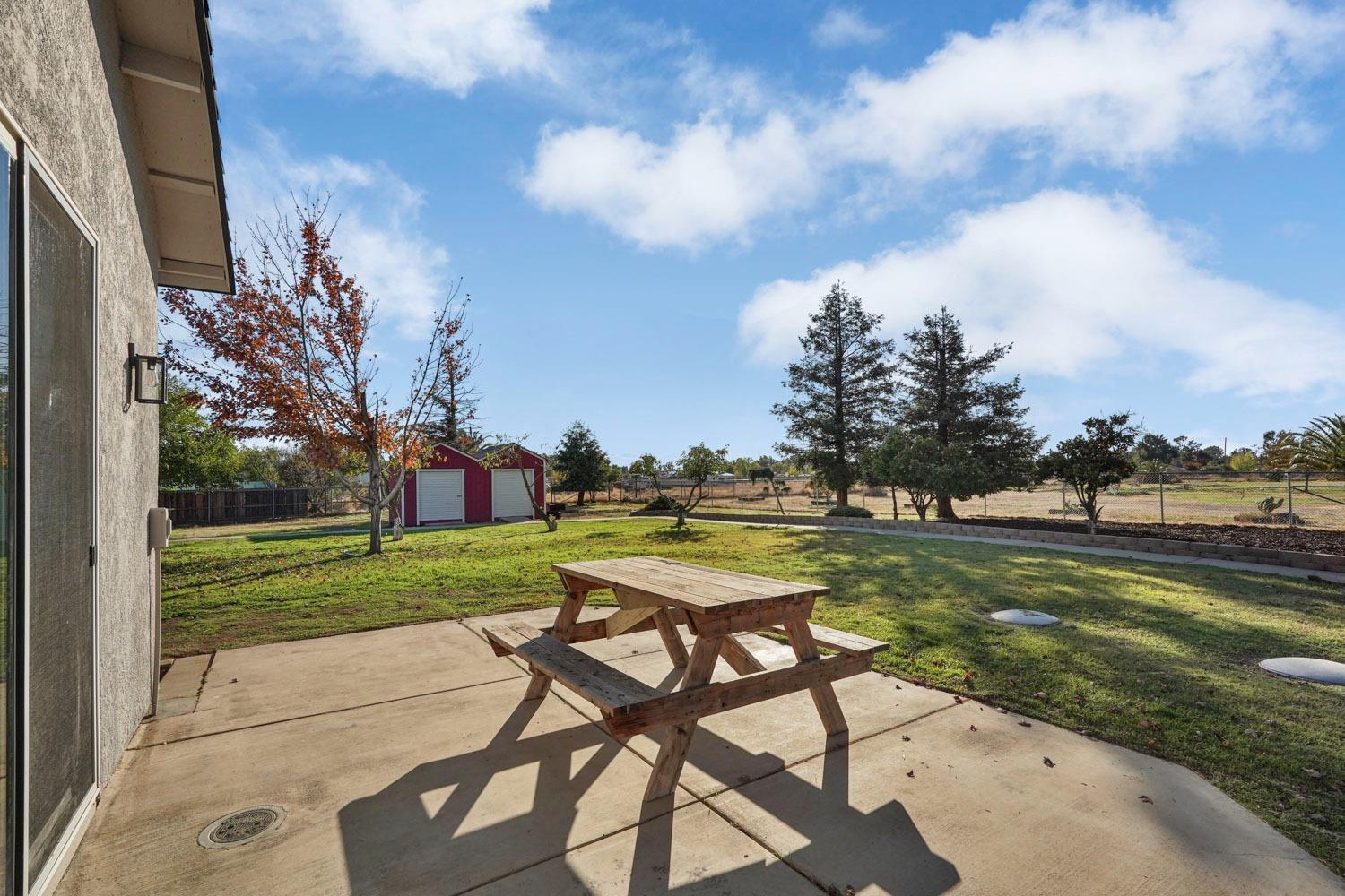 Detail Gallery Image 42 of 71 For 6211 24th St, Rio Linda,  CA 95673 - 5 Beds | 3 Baths