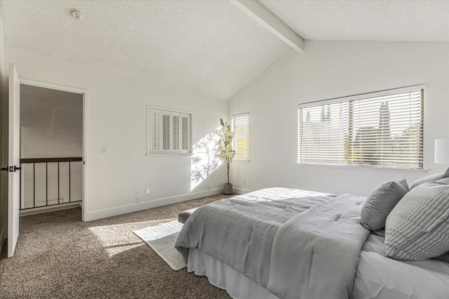 Detail Gallery Image 28 of 39 For 8498 Sunblaze Way, Sacramento,  CA 95823 - 3 Beds | 2 Baths