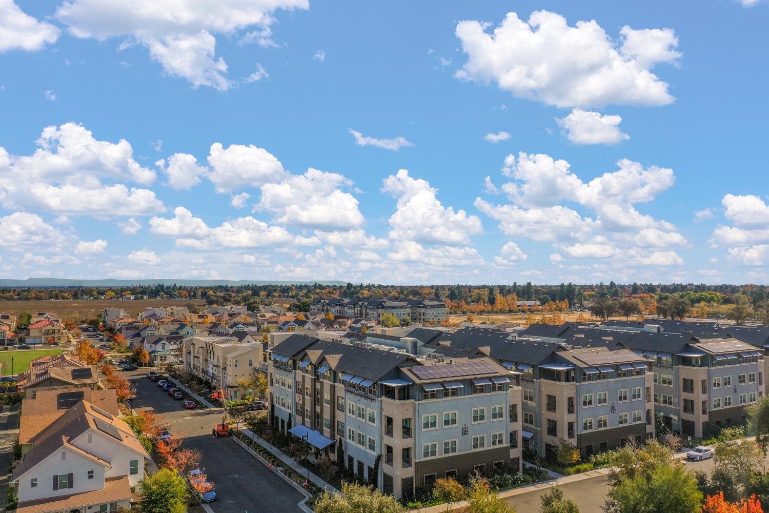 Detail Gallery Image 42 of 58 For 1661 Sring #444,  Davis,  CA 95616 - 3 Beds | 2/1 Baths