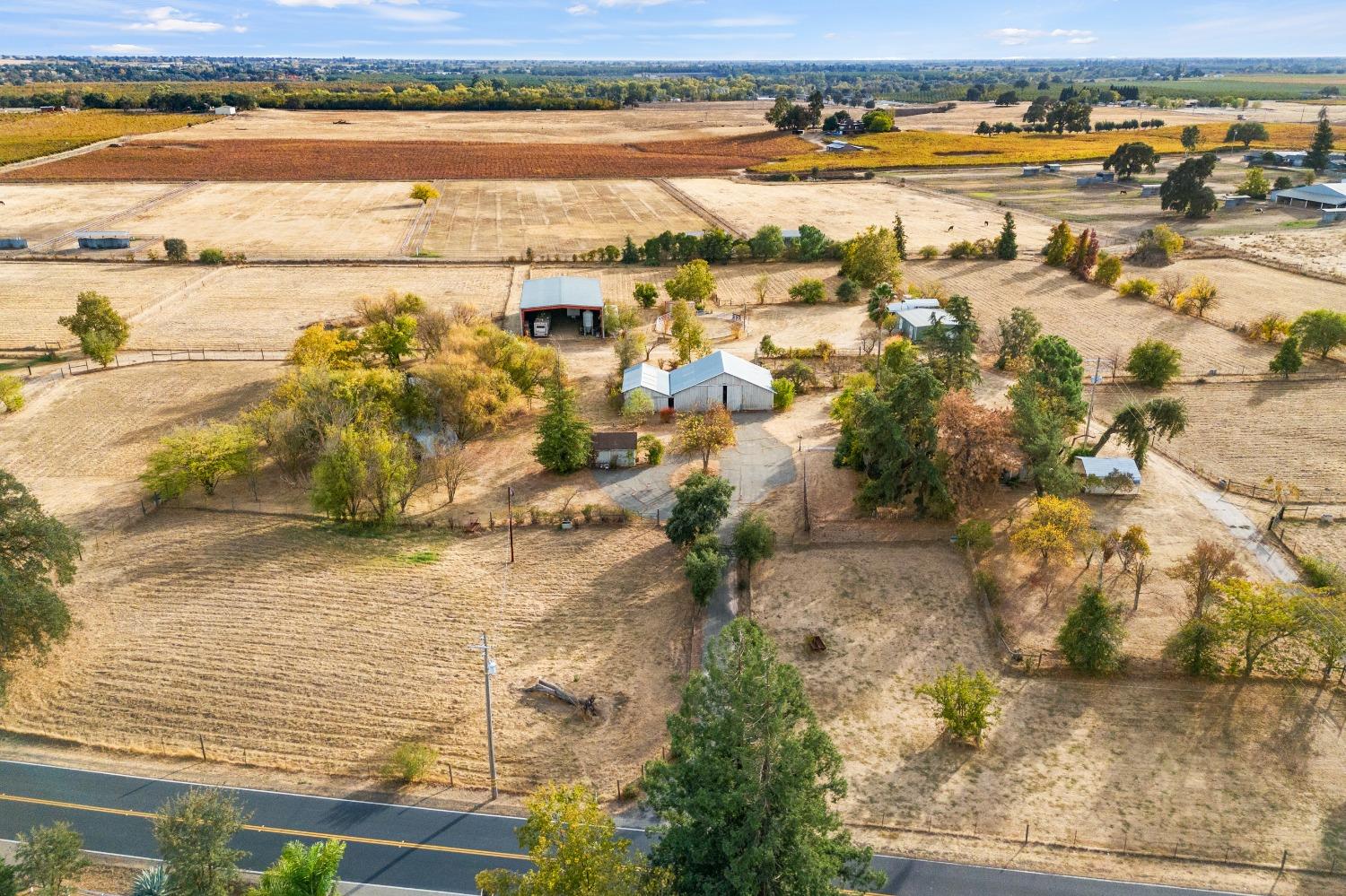 Detail Gallery Image 90 of 98 For 17650 E Collier Rd, Acampo,  CA 95220 - 4 Beds | 3/1 Baths