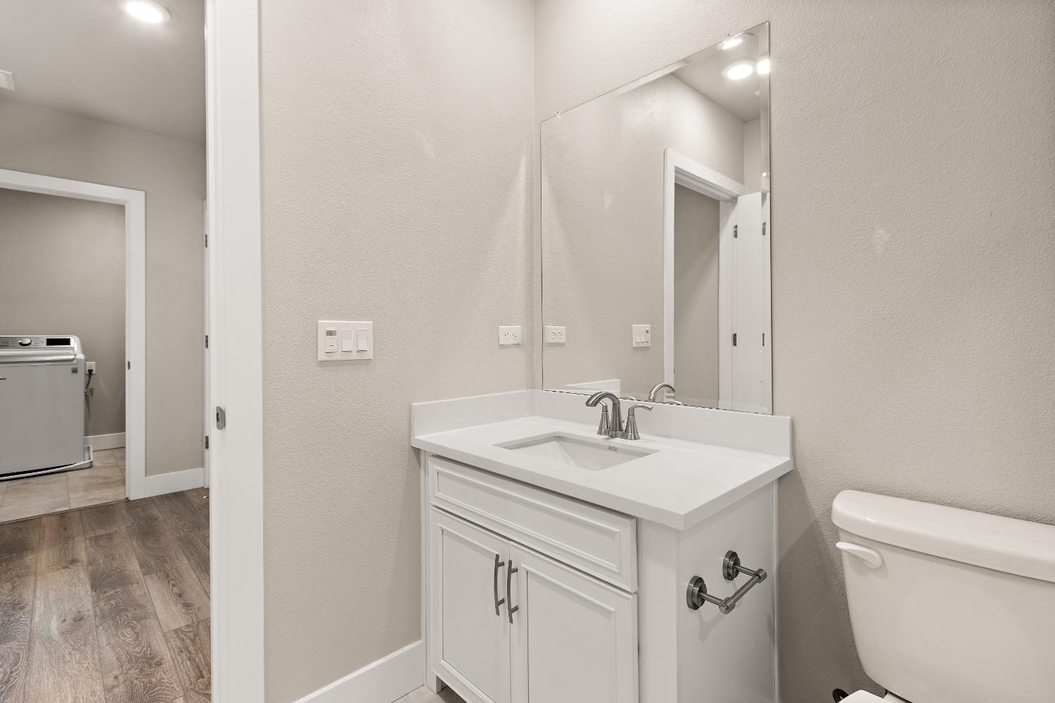 Detail Gallery Image 37 of 58 For 1661 Sring #444,  Davis,  CA 95616 - 3 Beds | 2/1 Baths