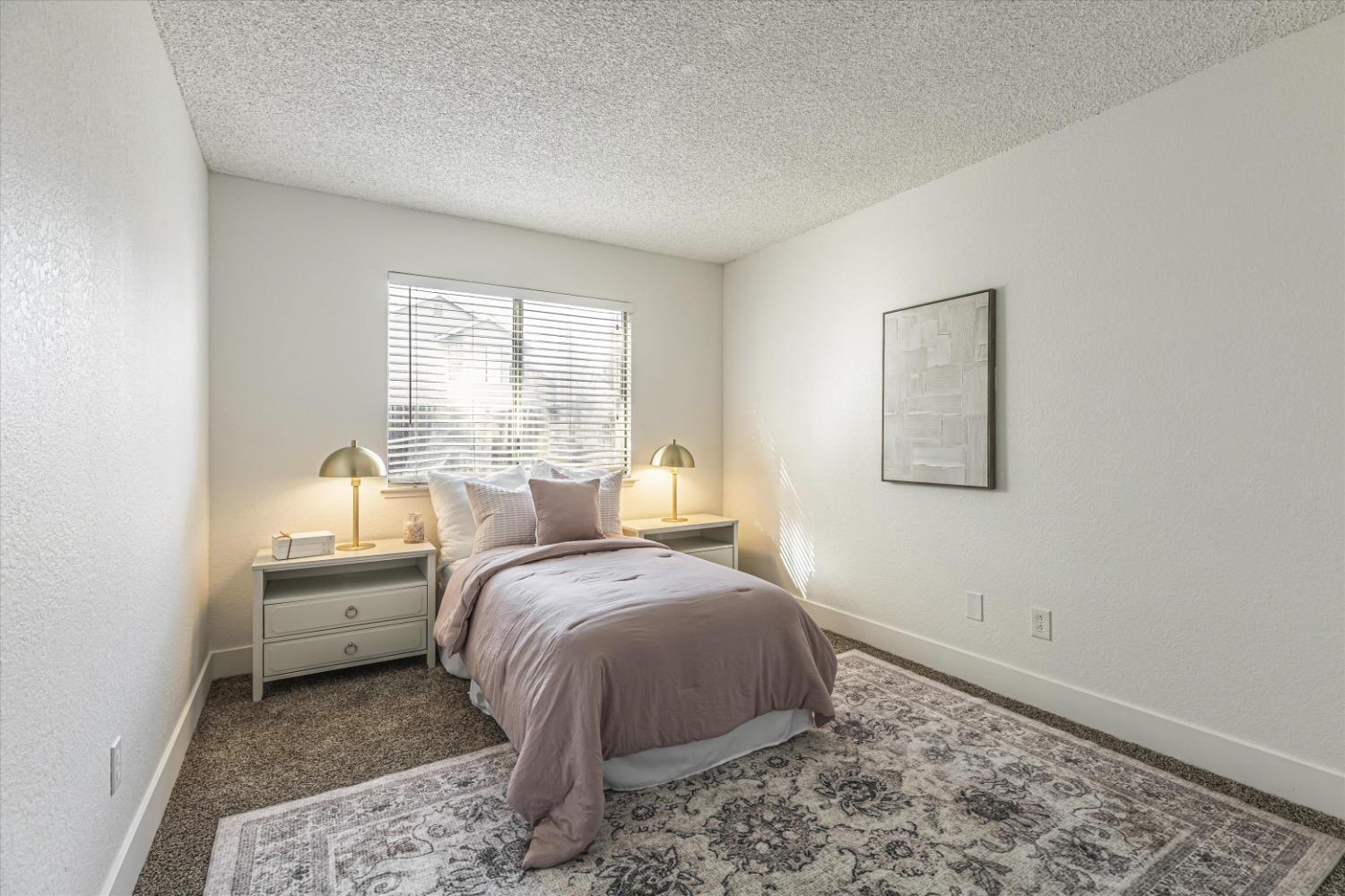 Detail Gallery Image 21 of 39 For 8498 Sunblaze Way, Sacramento,  CA 95823 - 3 Beds | 2 Baths