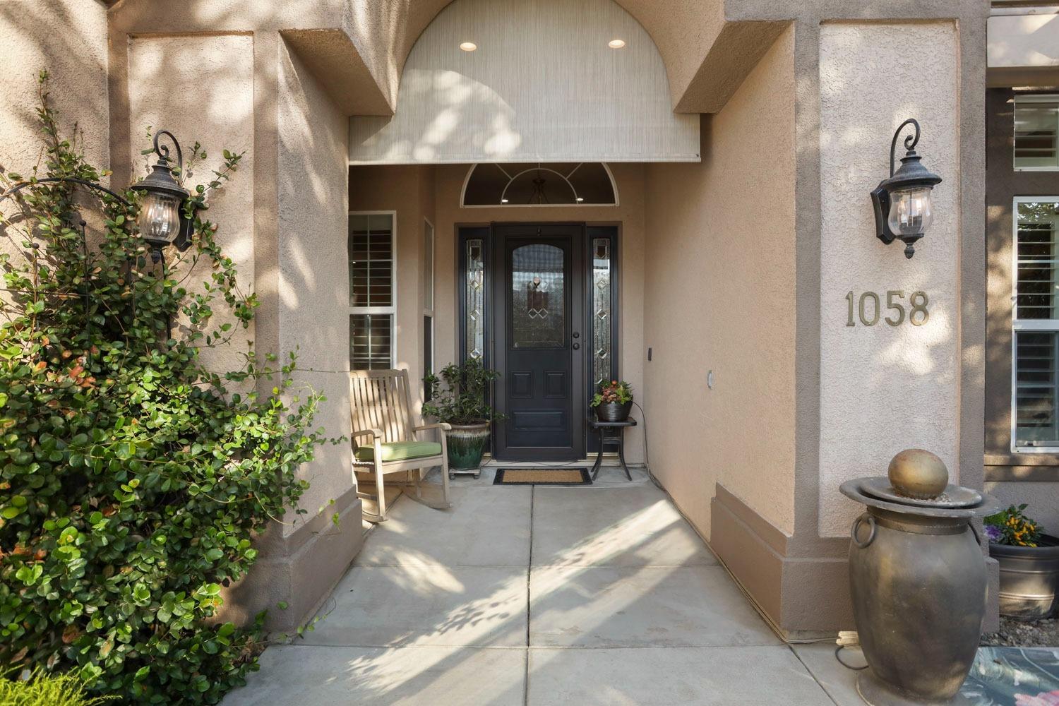 Detail Gallery Image 9 of 68 For 1058 Marigold Pl, Manteca,  CA 95336 - 3 Beds | 2/1 Baths