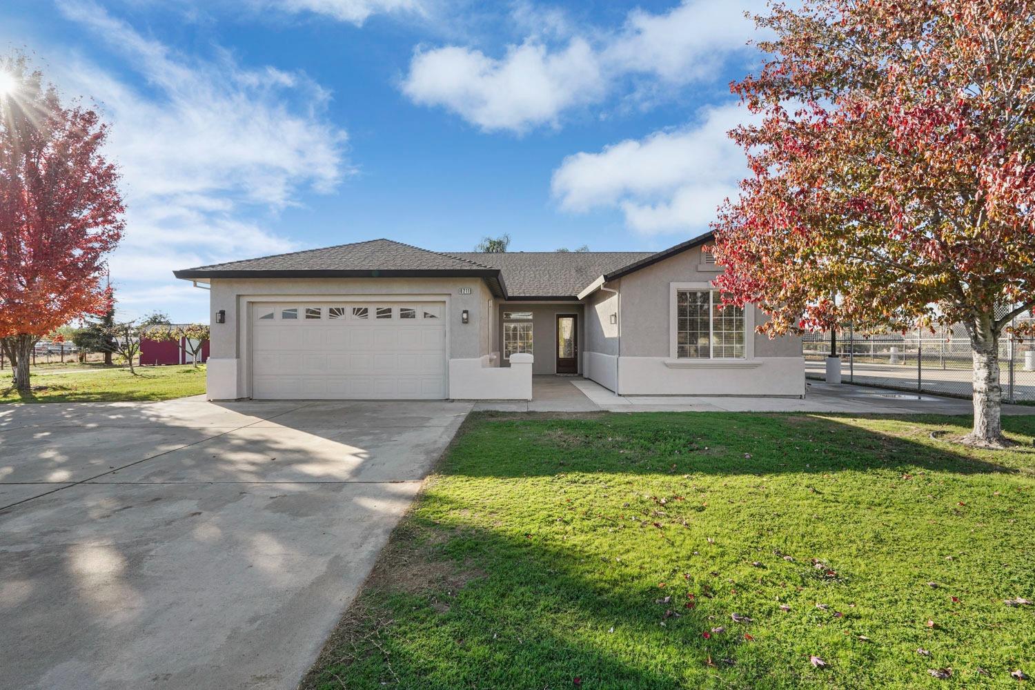 Detail Gallery Image 6 of 71 For 6211 24th St, Rio Linda,  CA 95673 - 5 Beds | 3 Baths