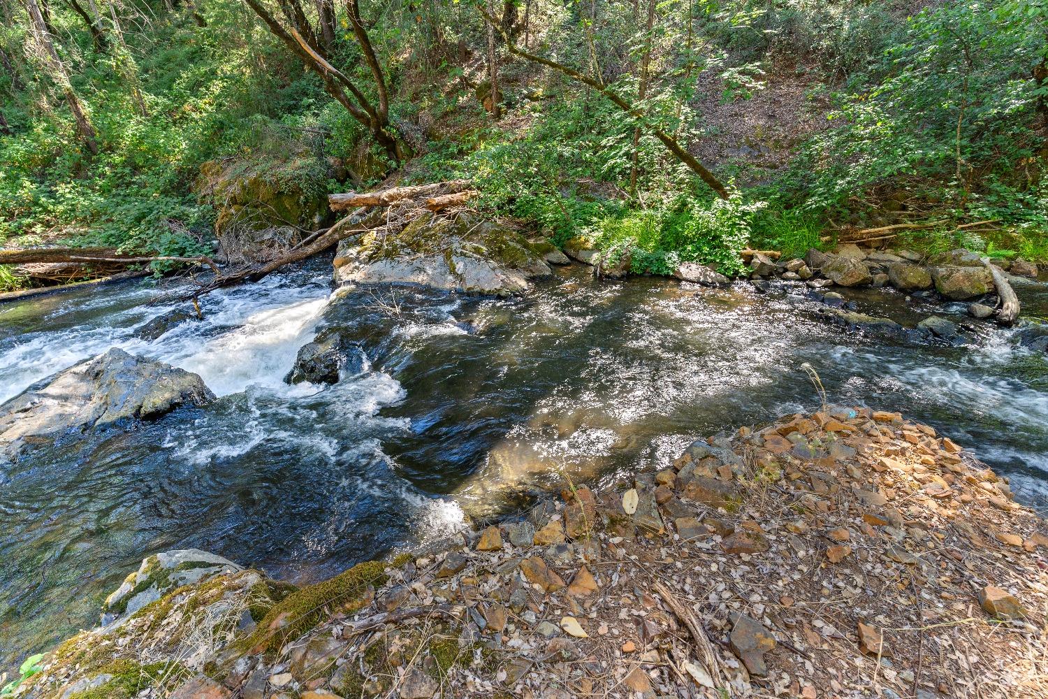 Detail Gallery Image 27 of 64 For 134 Buckingham Ct, Grass Valley,  CA 95949 - 3 Beds | 2 Baths