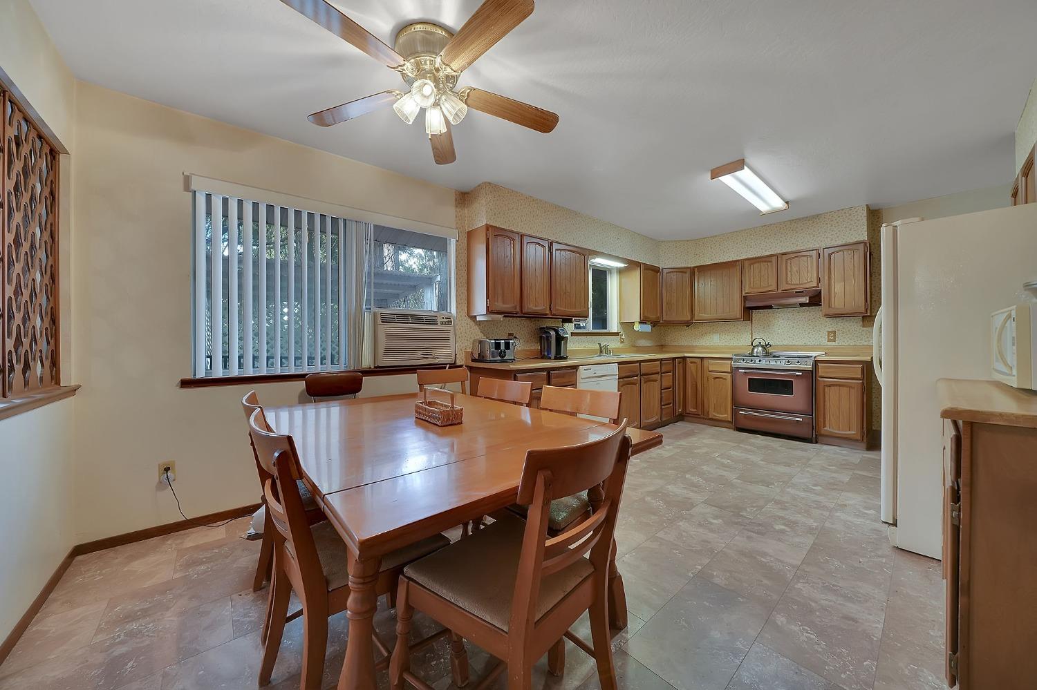 Detail Gallery Image 14 of 56 For 22260 Copper Ct, Volcano,  CA 95689 - 2 Beds | 2 Baths