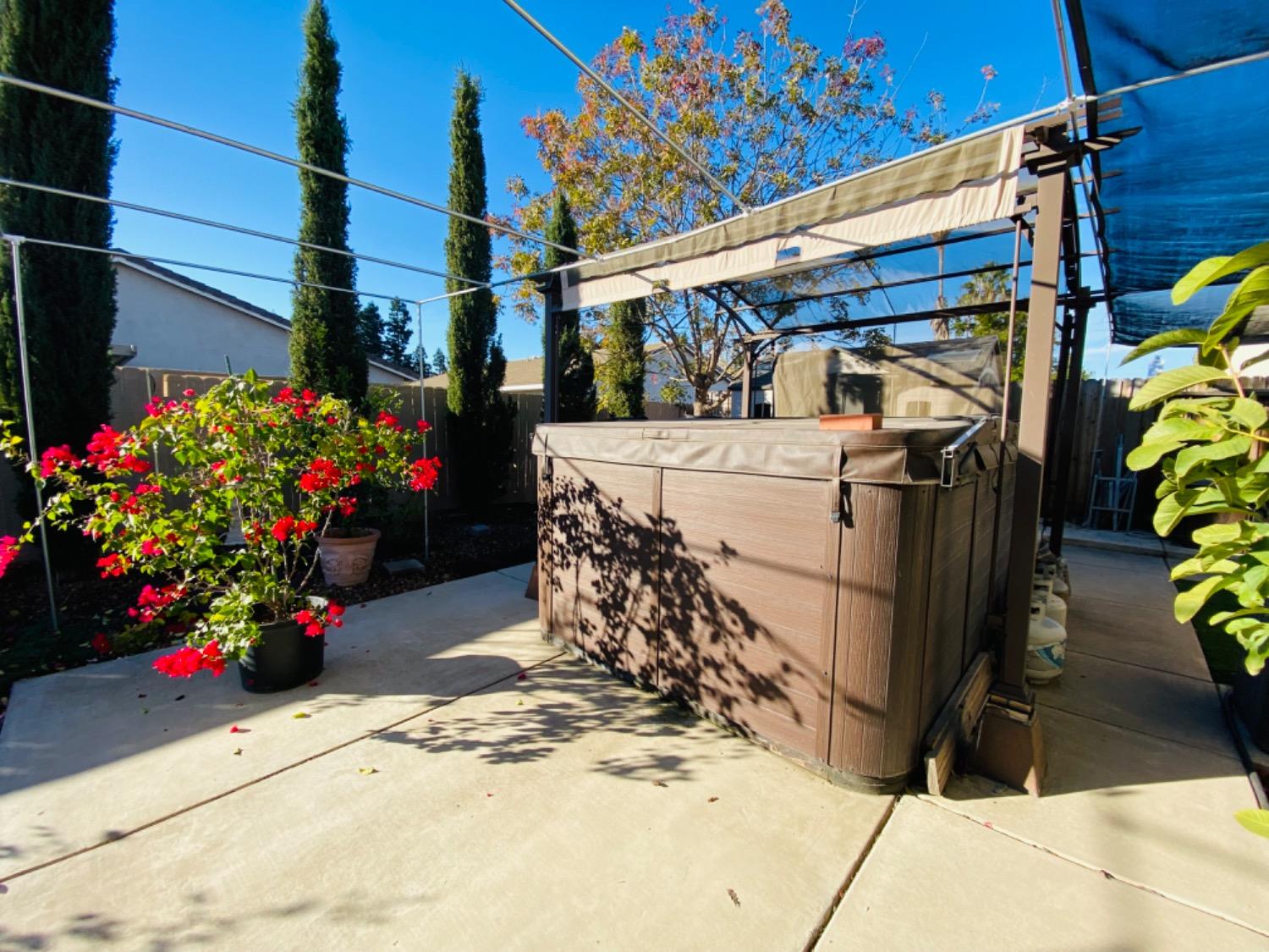 Detail Gallery Image 28 of 31 For 8594 New Forest Way, Sacramento,  CA 95828 - 3 Beds | 2 Baths