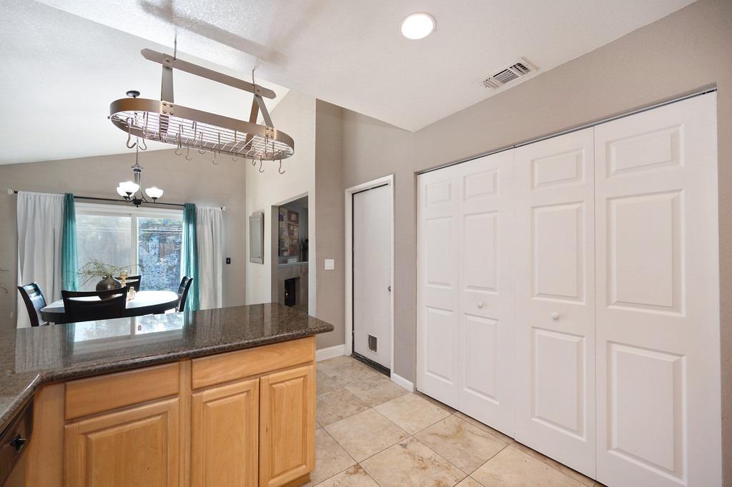 Detail Gallery Image 22 of 45 For 11139 Woodkirk Ct, Rancho Cordova,  CA 95670 - 2 Beds | 2 Baths