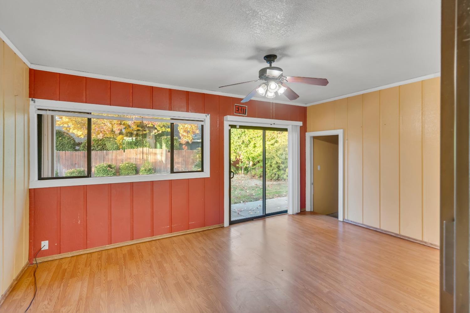 Detail Gallery Image 12 of 48 For 573 Shaw River Way, Sacramento,  CA 95831 - 3 Beds | 2 Baths