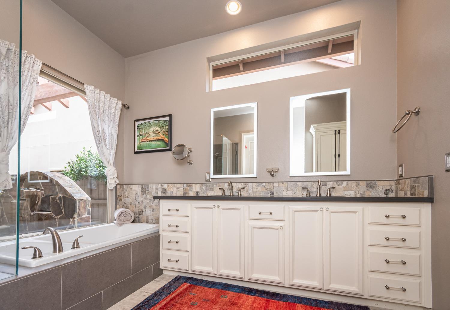 Detail Gallery Image 15 of 33 For 4029 Redondo Dr, El Dorado Hills,  CA 95762 - 3 Beds | 2 Baths