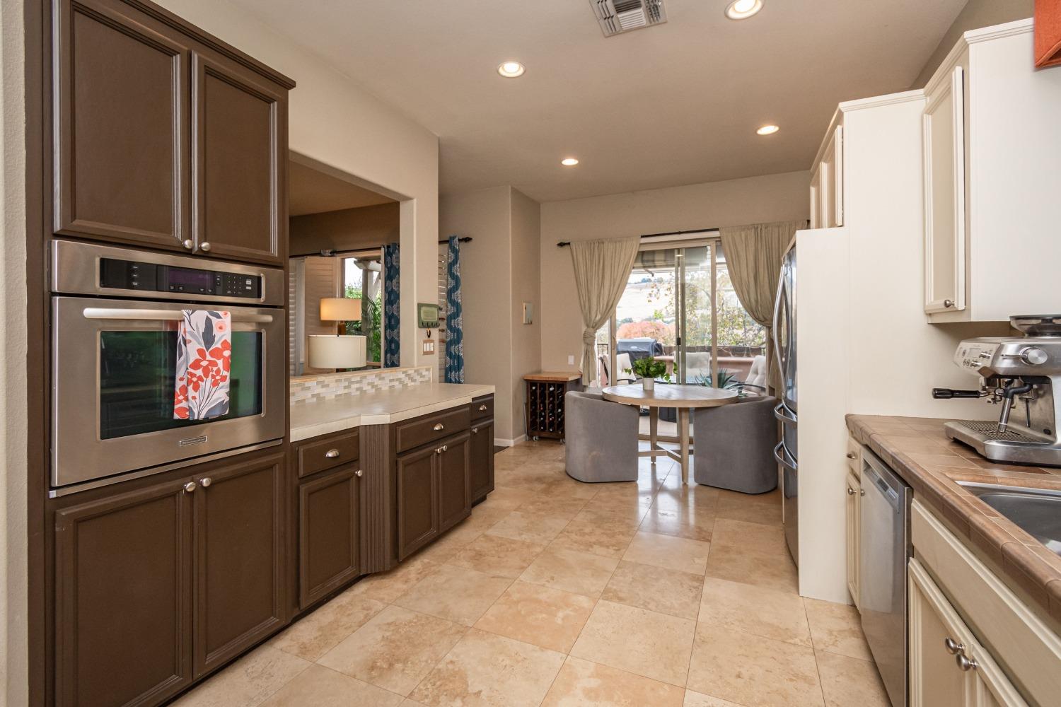 Detail Gallery Image 8 of 33 For 4029 Redondo Dr, El Dorado Hills,  CA 95762 - 3 Beds | 2 Baths