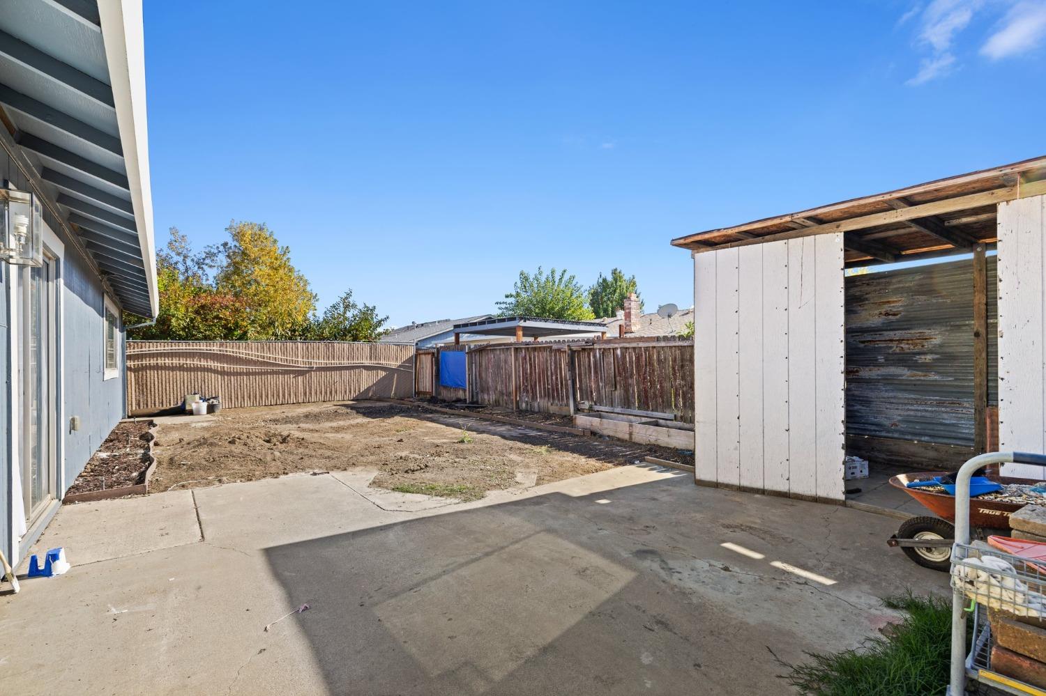 Detail Gallery Image 38 of 39 For 8608 Janon Ct, Sacramento,  CA 95828 - 3 Beds | 2 Baths