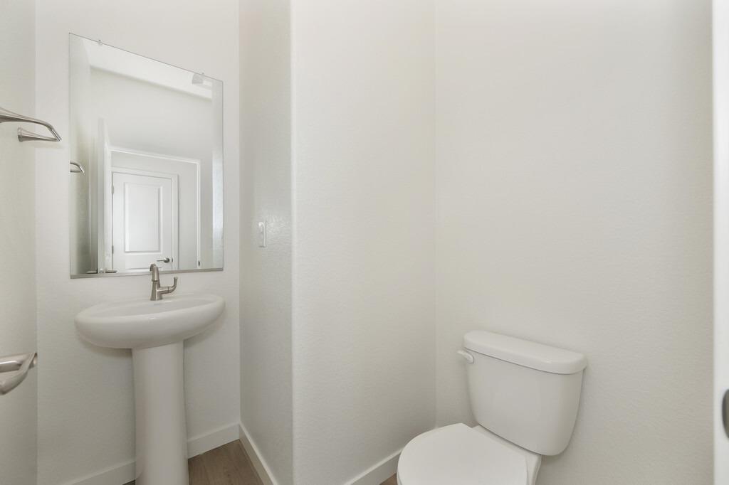 Detail Gallery Image 39 of 46 For 725 Greg Thatch Cir, Sacramento,  CA 95835 - 3 Beds | 2/1 Baths