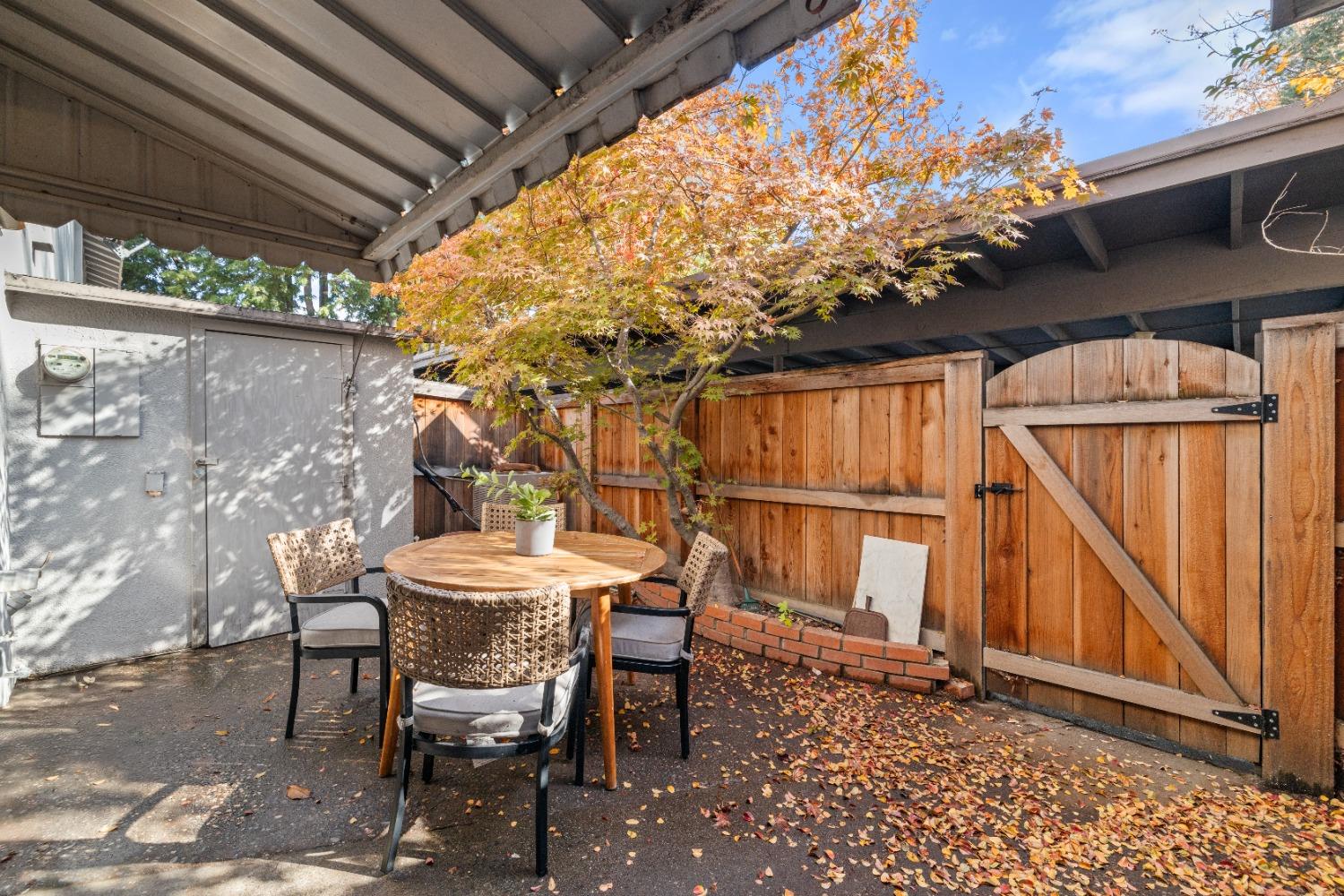 Detail Gallery Image 36 of 46 For 8857 La Riviera Dr #B,  Sacramento,  CA 95826 - 2 Beds | 1/1 Baths