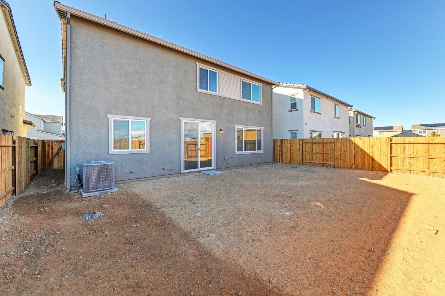 Detail Gallery Image 32 of 32 For 2449 Constellation Cir, Roseville,  CA 95747 - 3 Beds | 2/1 Baths