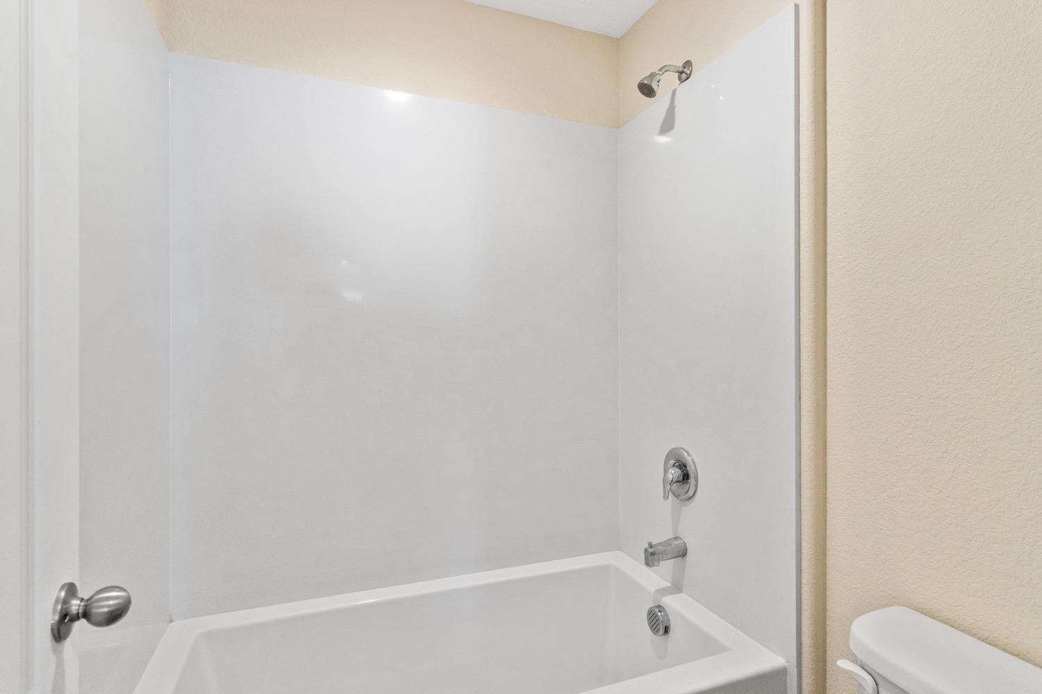 Detail Gallery Image 21 of 37 For 5548 Camalot Ct, Marysville,  CA 95901 - 5 Beds | 2/1 Baths