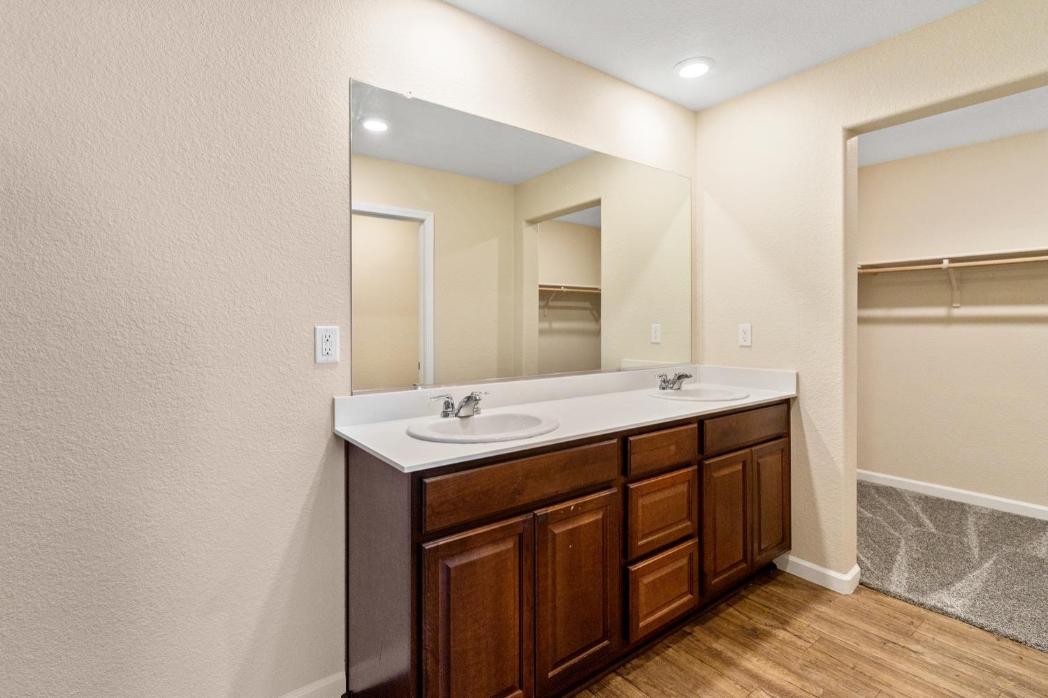 Detail Gallery Image 29 of 37 For 5548 Camalot Ct, Marysville,  CA 95901 - 5 Beds | 2/1 Baths