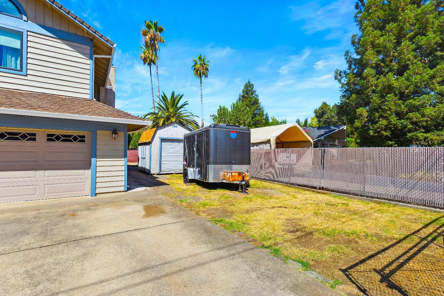 Detail Gallery Image 18 of 21 For 8251 Holly Dr, Citrus Heights,  CA 95610 - 3 Beds | 2/1 Baths