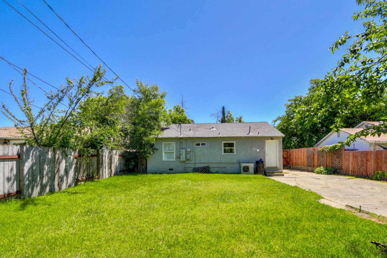 Detail Gallery Image 35 of 46 For 4400 E Nichols Ave, Sacramento,  CA 95820 - 2 Beds | 1 Baths