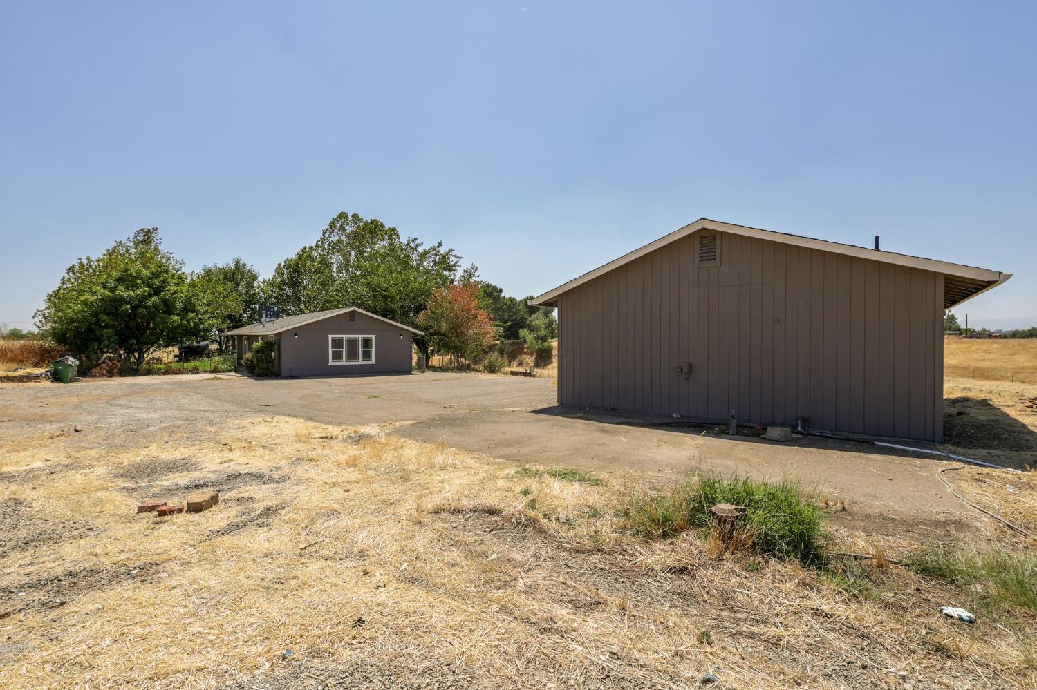 Detail Gallery Image 6 of 34 For 3593 Libby Ln, Cottonwood,  CA 96022 - 3 Beds | 2 Baths