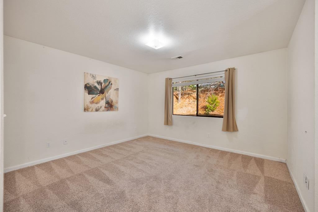 Detail Gallery Image 21 of 28 For 18847 Placer Hills Rd, Meadow Vista,  CA 95722 - 3 Beds | 2 Baths