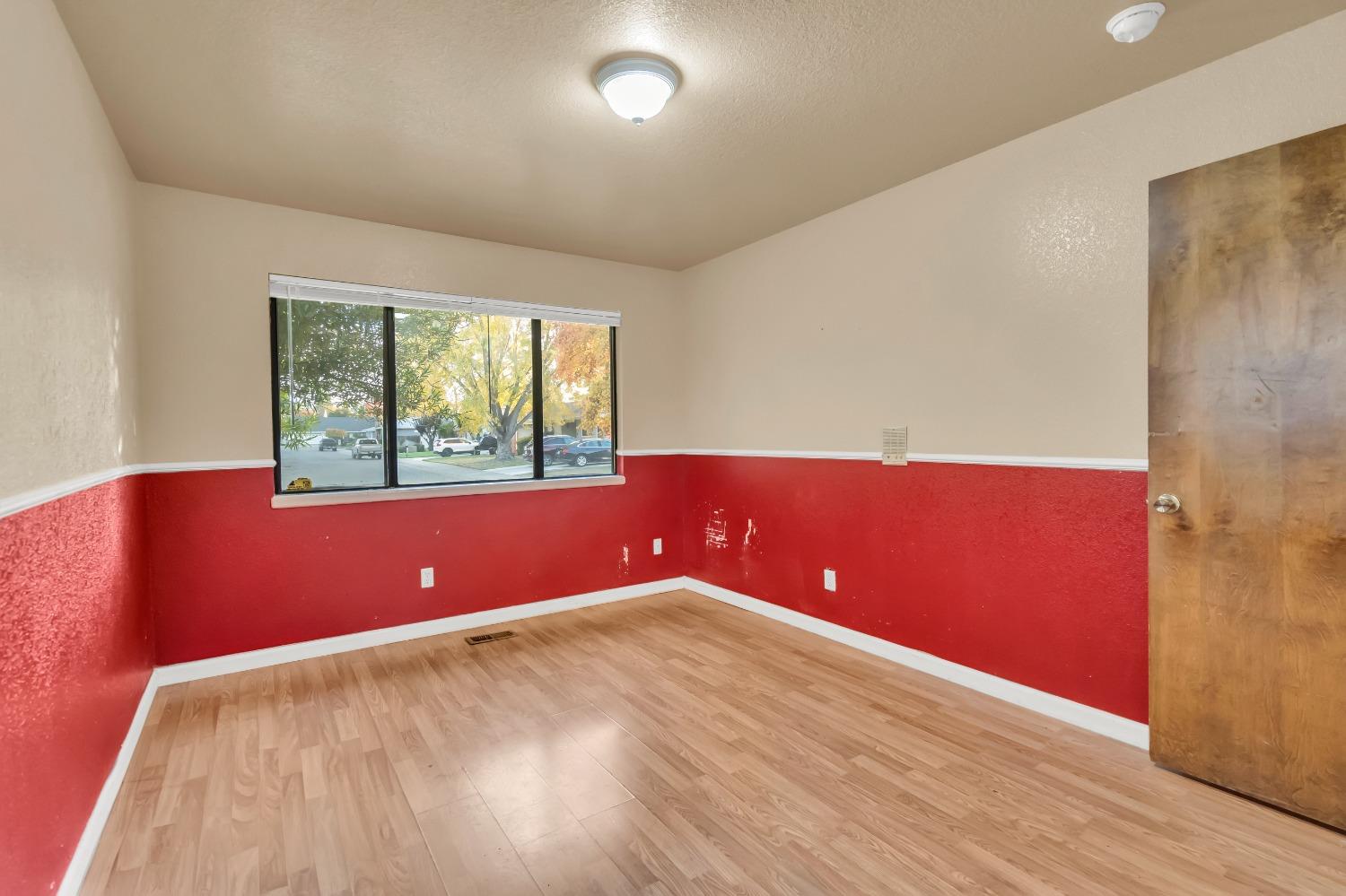 Detail Gallery Image 28 of 48 For 573 Shaw River Way, Sacramento,  CA 95831 - 3 Beds | 2 Baths