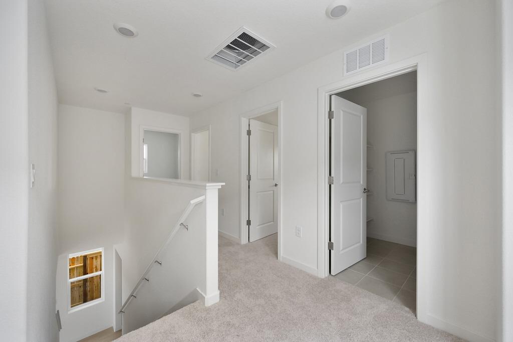 Detail Gallery Image 34 of 47 For 733 Greg Thatch Cir, Sacramento,  CA 95635 - 3 Beds | 2/1 Baths