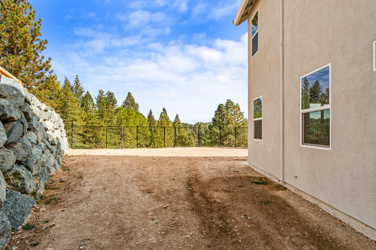 Detail Gallery Image 33 of 38 For 3005 Constellation Ave, Placerville,  CA 95667 - 4 Beds | 3/1 Baths