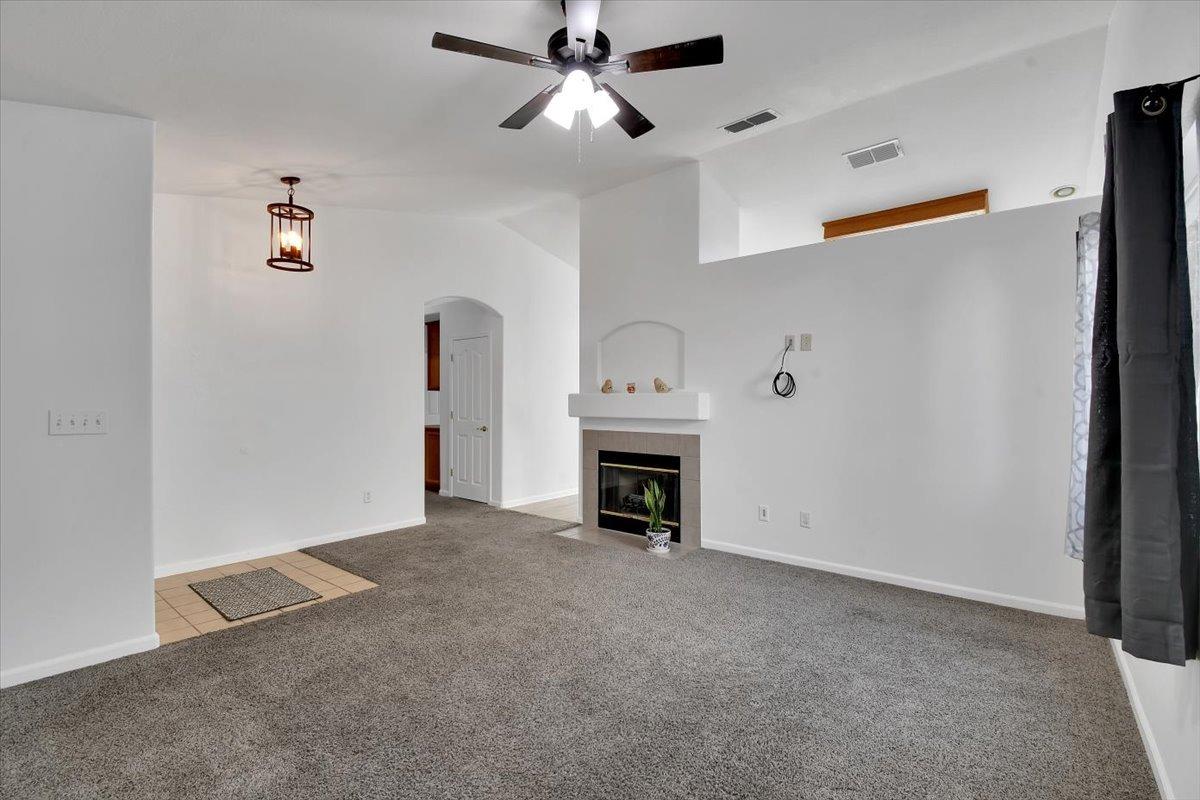 Detail Gallery Image 10 of 35 For 108 Mccurry, Wheatland,  CA 95692 - 3 Beds | 2 Baths