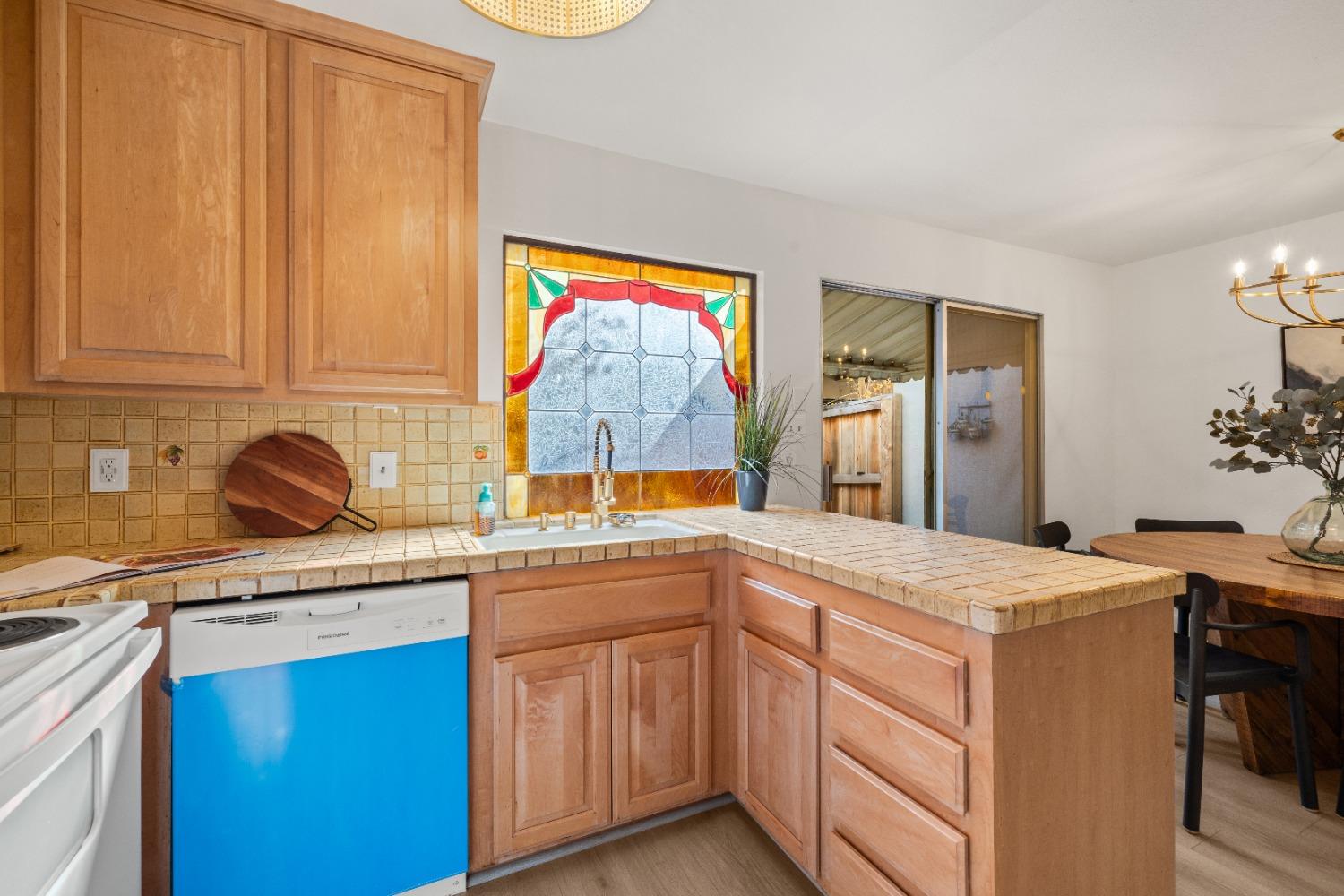 Detail Gallery Image 14 of 46 For 8857 La Riviera Dr #B,  Sacramento,  CA 95826 - 2 Beds | 1/1 Baths