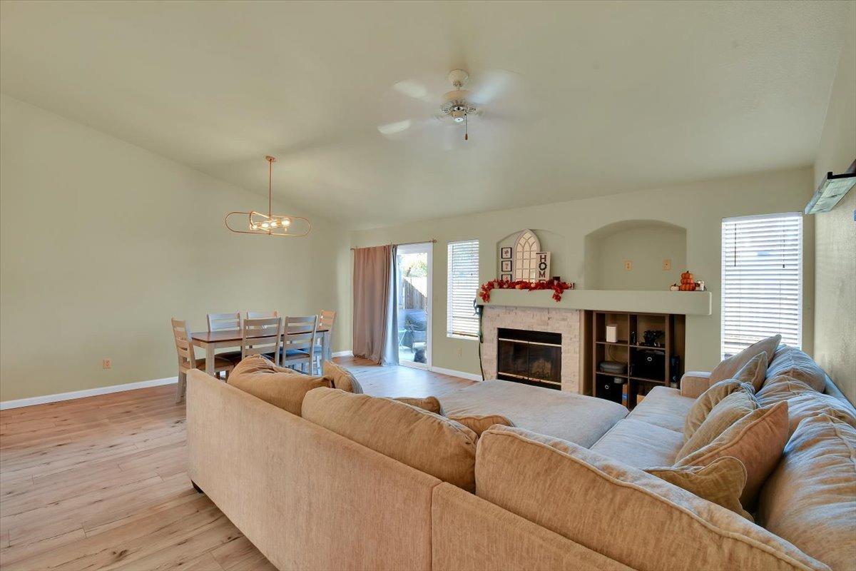 Detail Gallery Image 9 of 38 For 151 Johnson St, Wheatland,  CA 95692 - 3 Beds | 2 Baths