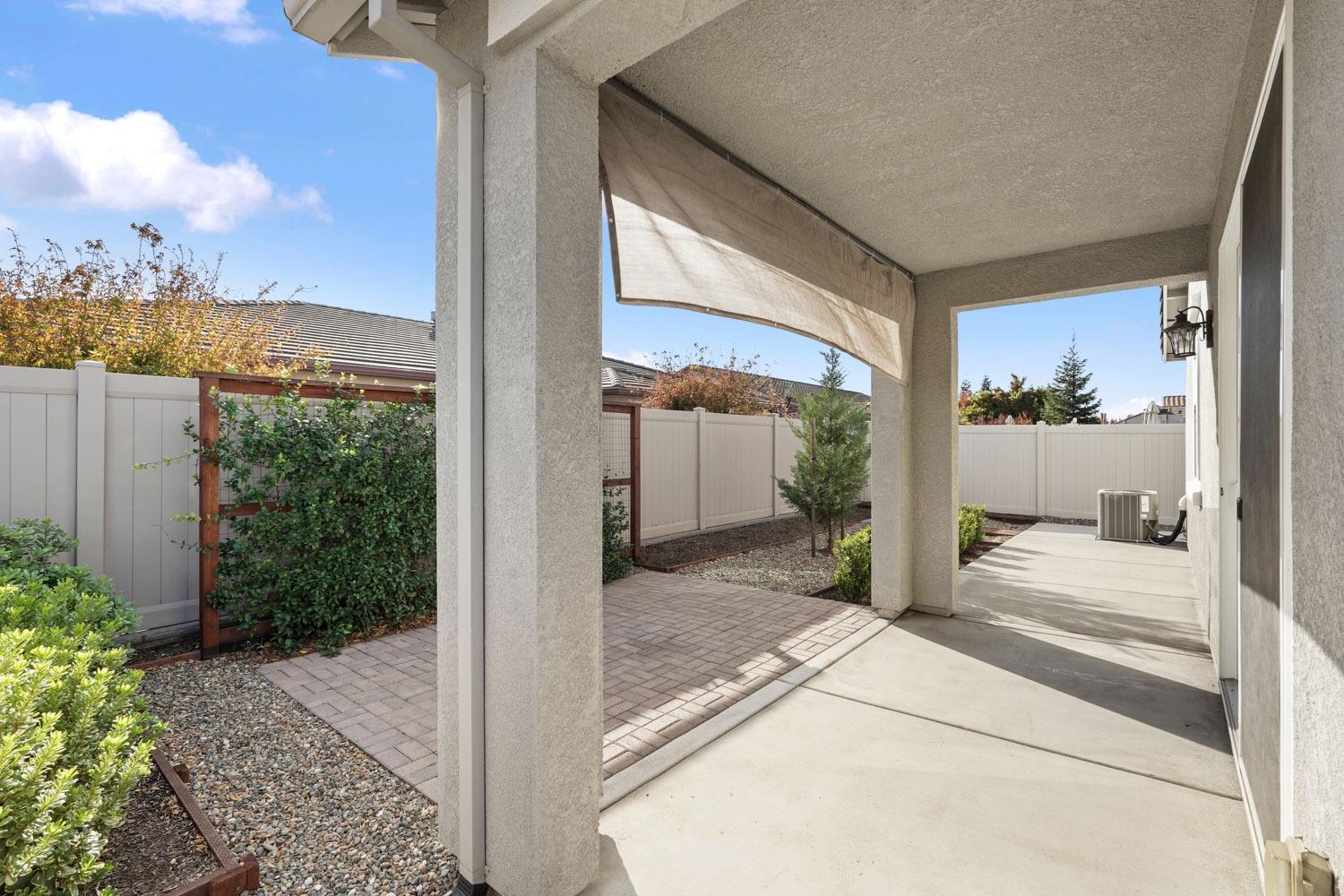 Detail Gallery Image 3 of 71 For 1534 Harvest Creek St, Manteca,  CA 95336 - 3 Beds | 2 Baths