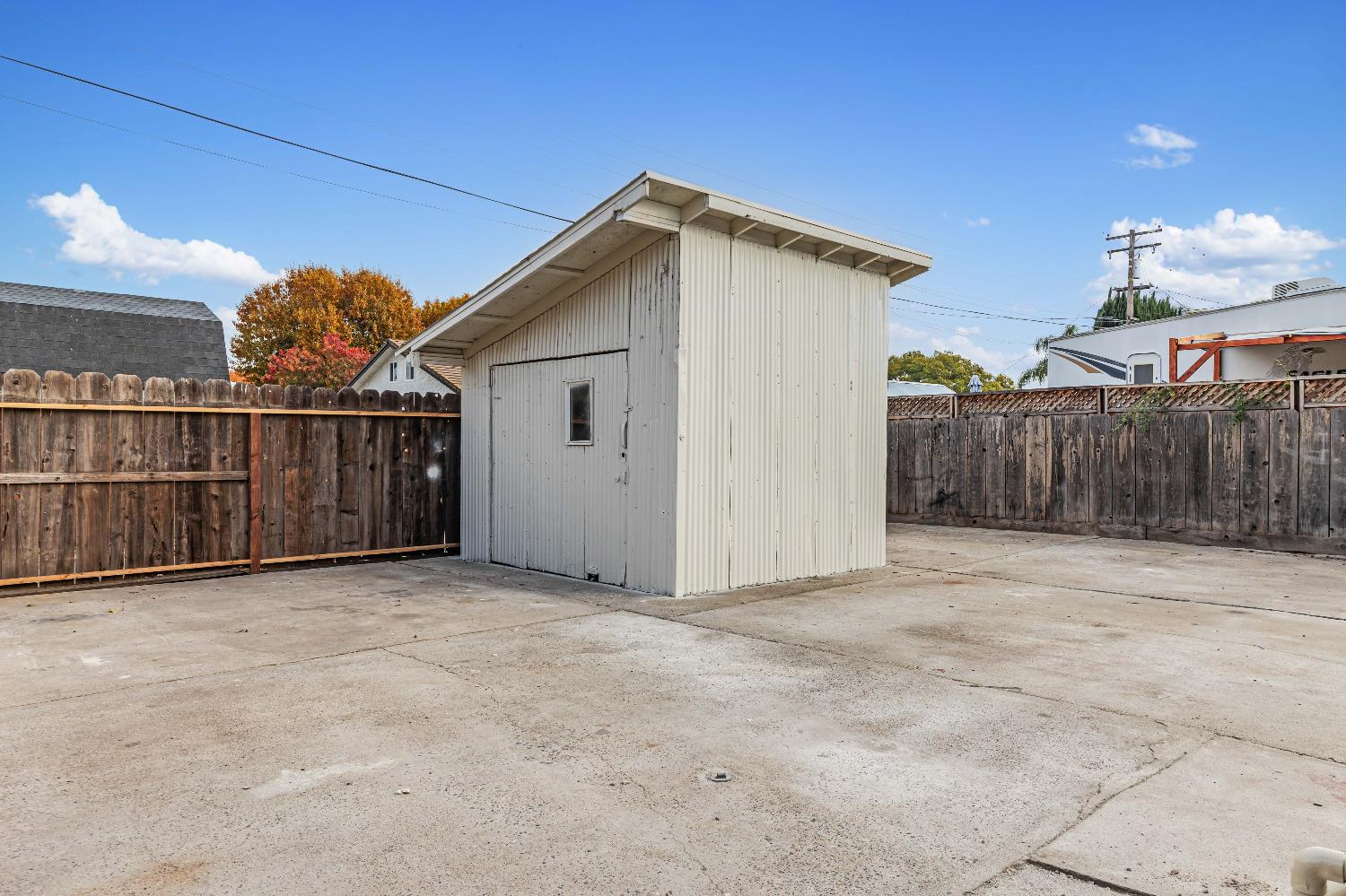 Detail Gallery Image 46 of 52 For 300 Hastings Ln, Modesto,  CA 95350 - 4 Beds | 2/1 Baths