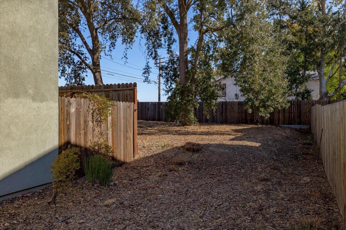 Detail Gallery Image 30 of 35 For 4544 Winding Tree Ln, Carmichael,  CA 95608 - 3 Beds | 2/1 Baths