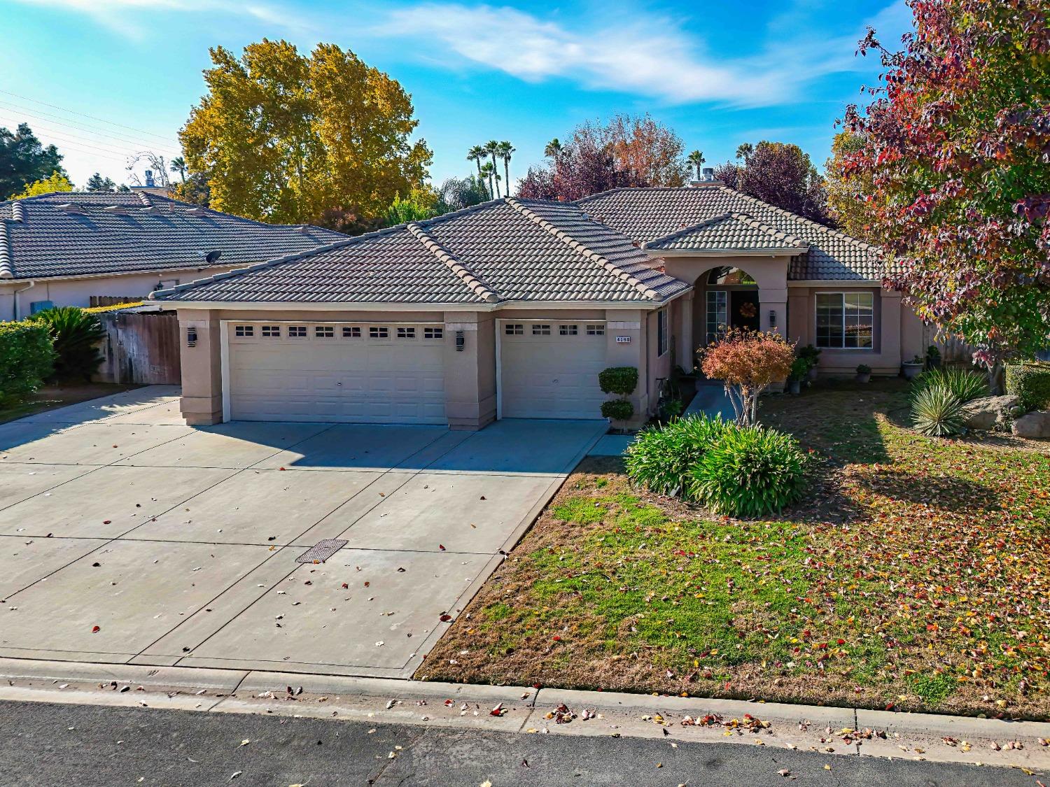 Detail Gallery Image 1 of 29 For 4290 Blackhawk St, Chowchilla,  CA 93610 - 3 Beds | 2 Baths