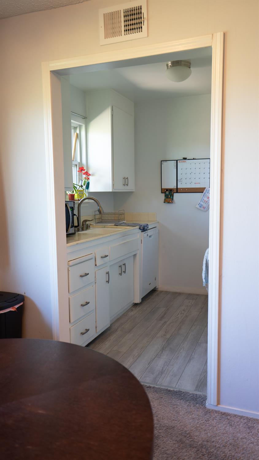 Detail Gallery Image 13 of 24 For 9005 Montoya St #4,  Sacramento,  CA 95826 - 2 Beds | 1 Baths