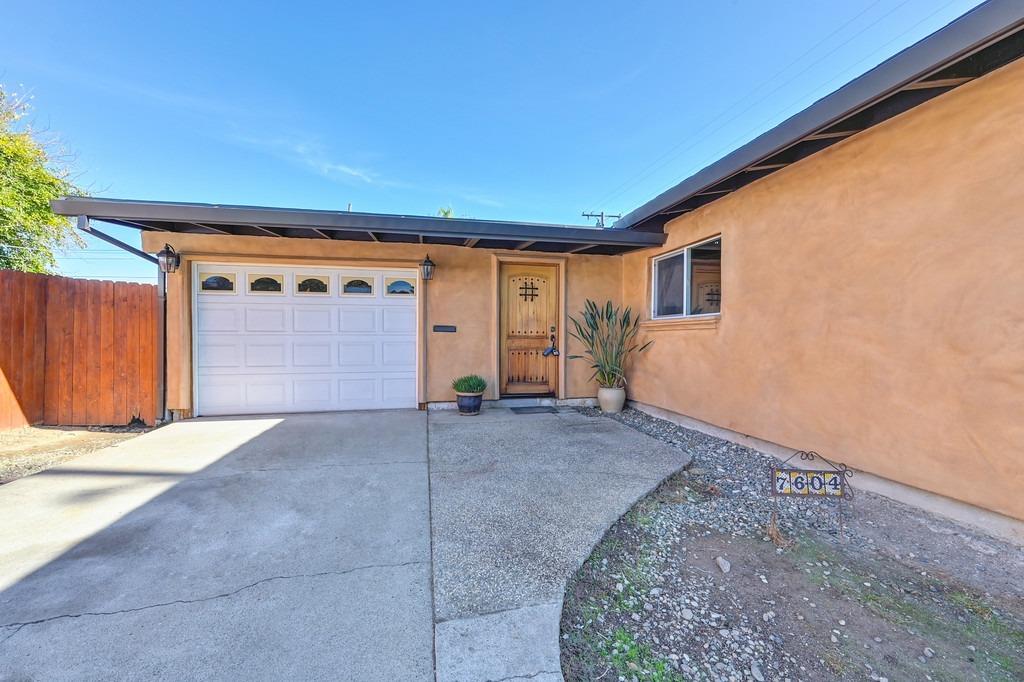 Detail Gallery Image 5 of 37 For 7604 32nd St, Antelope,  CA 95843 - 3 Beds | 1 Baths