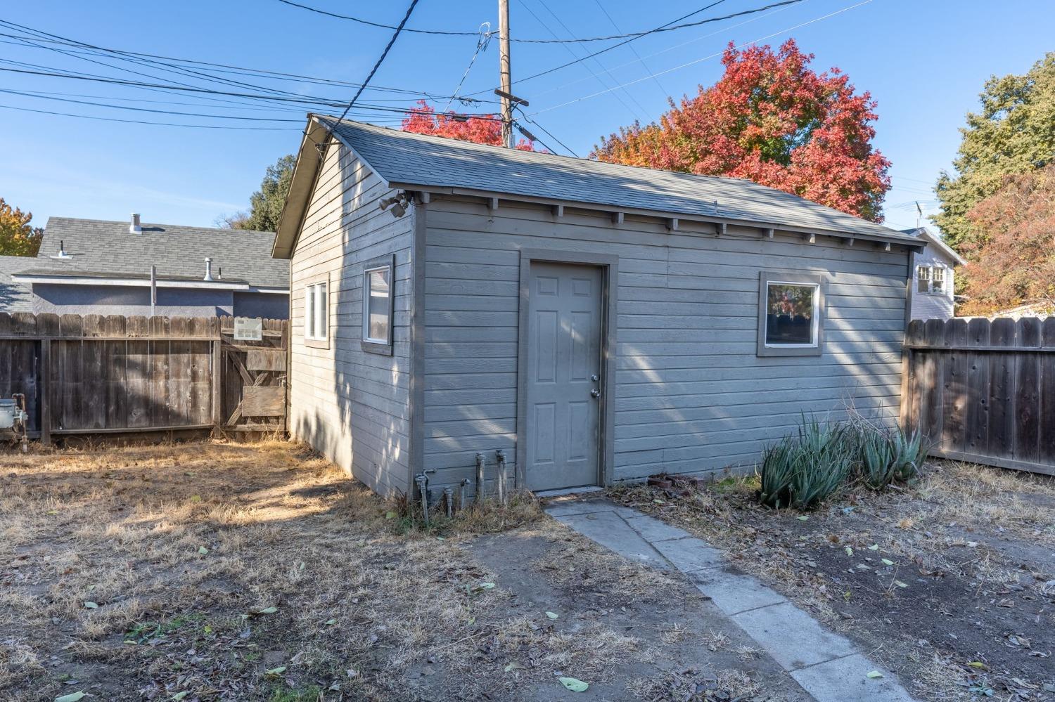 Detail Gallery Image 25 of 35 For 317 Poplar Ave, Modesto,  CA 95354 - 2 Beds | 2 Baths