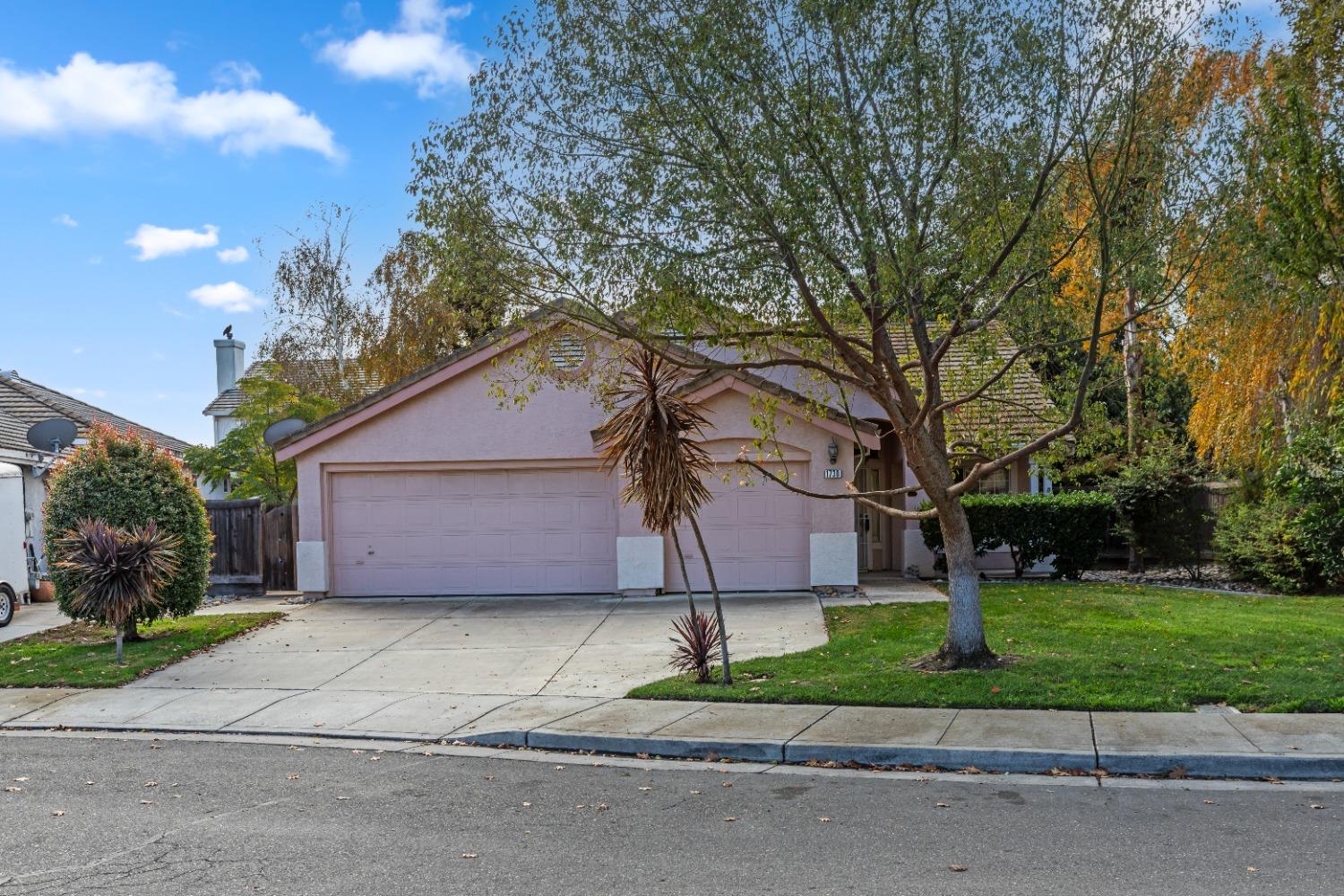 Detail Gallery Image 2 of 31 For 1730 Thomas Dehaven Ln, Tracy,  CA 95376 - 3 Beds | 2 Baths