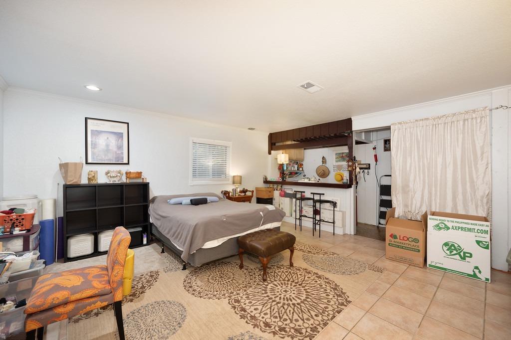 Detail Gallery Image 30 of 88 For 5700 El Camino Ave, Carmichael,  CA 95608 - 4 Beds | 2 Baths