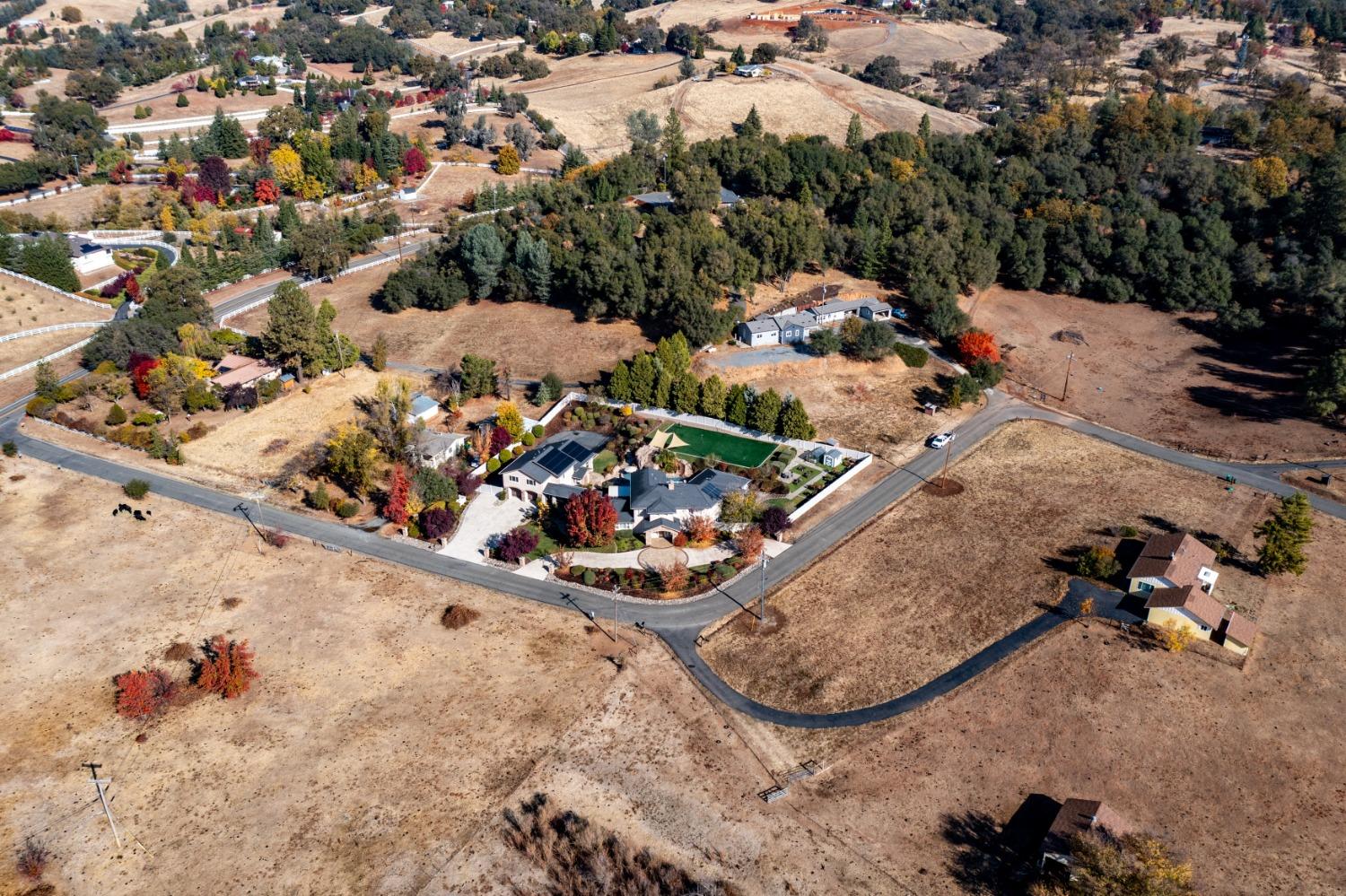 Detail Gallery Image 5 of 95 For 3401 Indian Creek Rd, Placerville,  CA 95667 - 4 Beds | 4/3 Baths