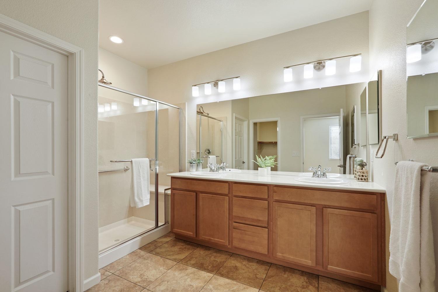 Detail Gallery Image 22 of 71 For 1534 Harvest Creek St, Manteca,  CA 95336 - 3 Beds | 2 Baths