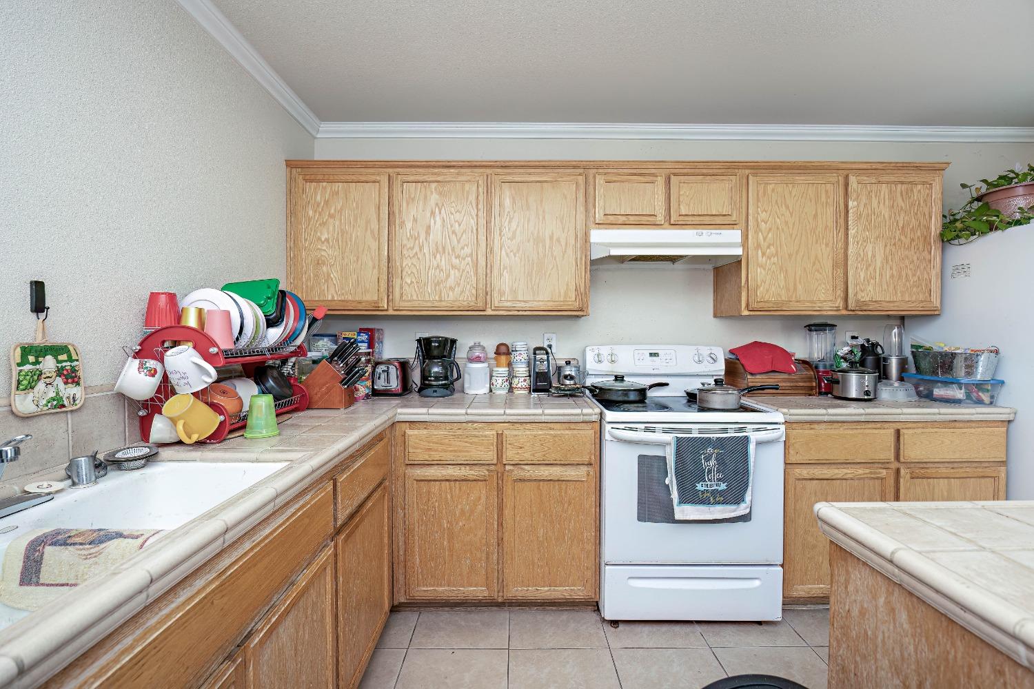 Detail Gallery Image 12 of 23 For 1144 Solstice Ave, Merced,  CA 95348 - 4 Beds | 2/1 Baths