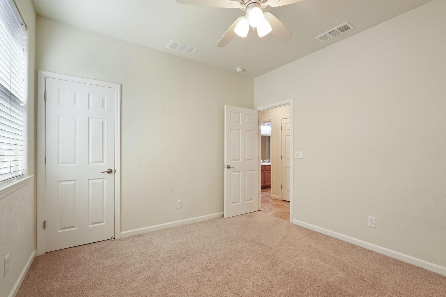 Detail Gallery Image 31 of 71 For 1534 Harvest Creek St, Manteca,  CA 95336 - 3 Beds | 2 Baths